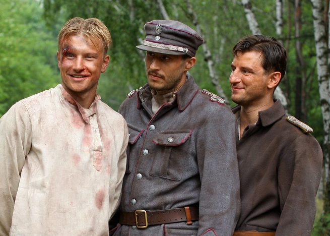 Główni bohaterowie serialu „1920. Wojna i miłość”, fot. TVP