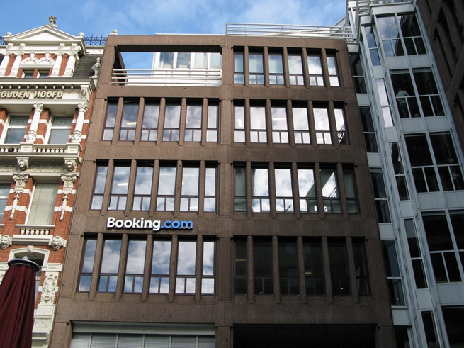 Siedziba Booking.com w Amsterdamie, fot. Wikimedia Commons