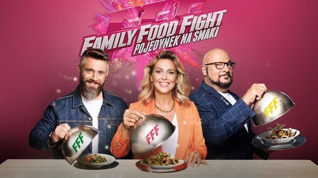 Ewa Wachowicz, Piotr Gąsowski i Adam Borowicz - jury „Family Food Fight. Pojedynek na smaki”; fot. Polsat