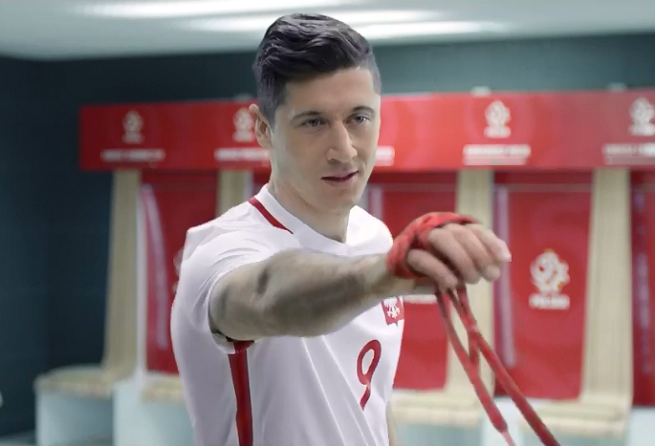 Robert Lewandowski w reklamie Grupy Lotos na Euro 2016