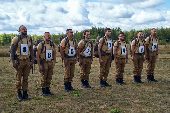 Uczestnicy programu „Nasi w mundurach”; fot. TTV