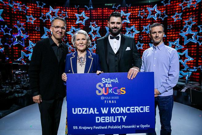 Wiktor Kowalski, zwycięzca „Szansę na sukces. Opole 2022”; fot. TVP