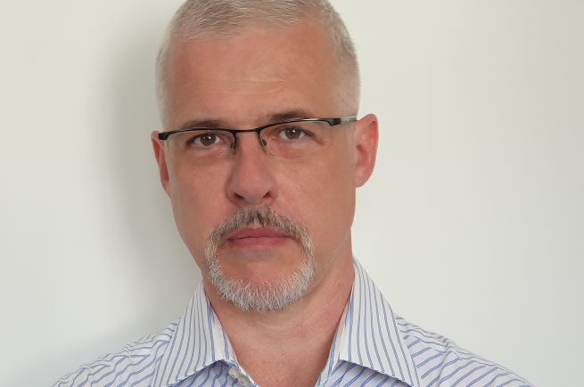 Artur Wiśniewski jest menedżerem IT z wieloletnim doświadczeniem (fot. materiały prasowe)